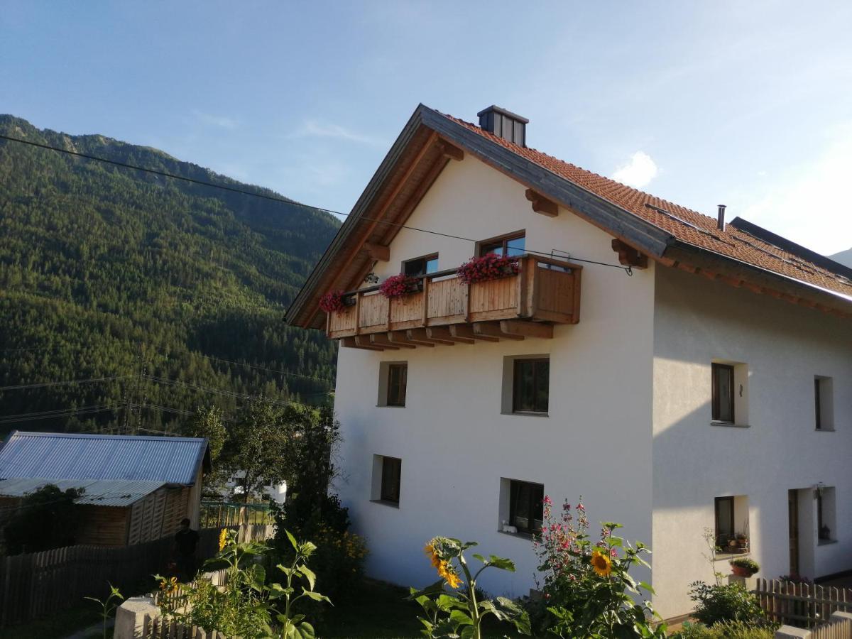 Ferienwohnung Knabl Fliess Bagian luar foto